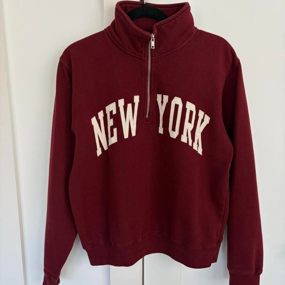 Brandy Melville New York burgundy quarter zip